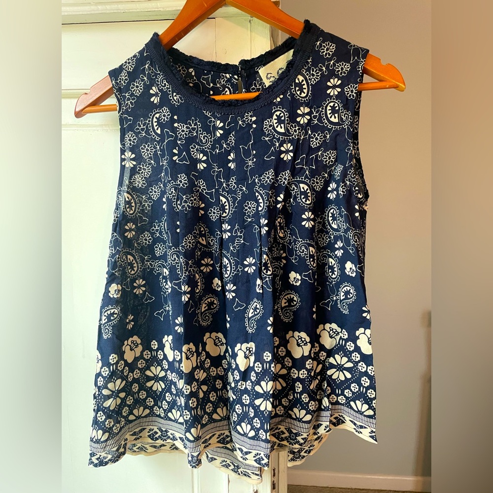 Beautiful designer strapless top in like new condition!